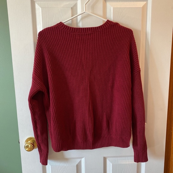 Simple knit sweater - Picture 2 of 2